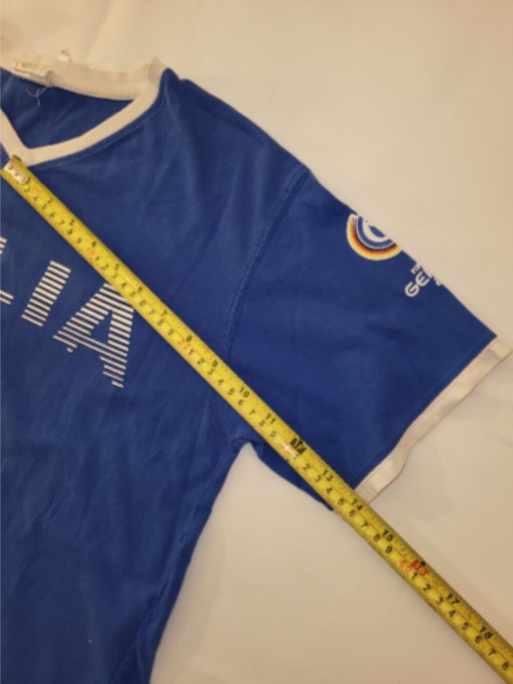 Italia 2006 FIFA World Cup Blue V-Neck Soccer T-Shirt Italy See Measurements - Picture 6 of 9